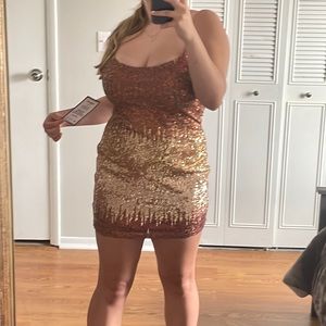 Gold shimmery dress Size: Medium